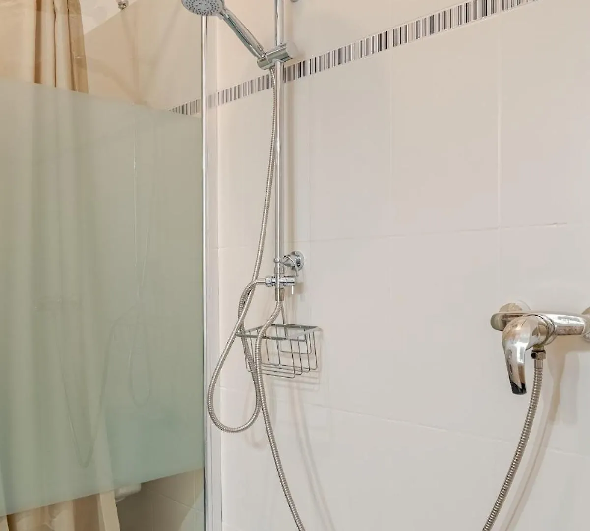 Apartamento Cosy Studio Avec Terrasse Et Parking Prive Gratuit, Ideal Pour Explorer Lyon Villeurbanne