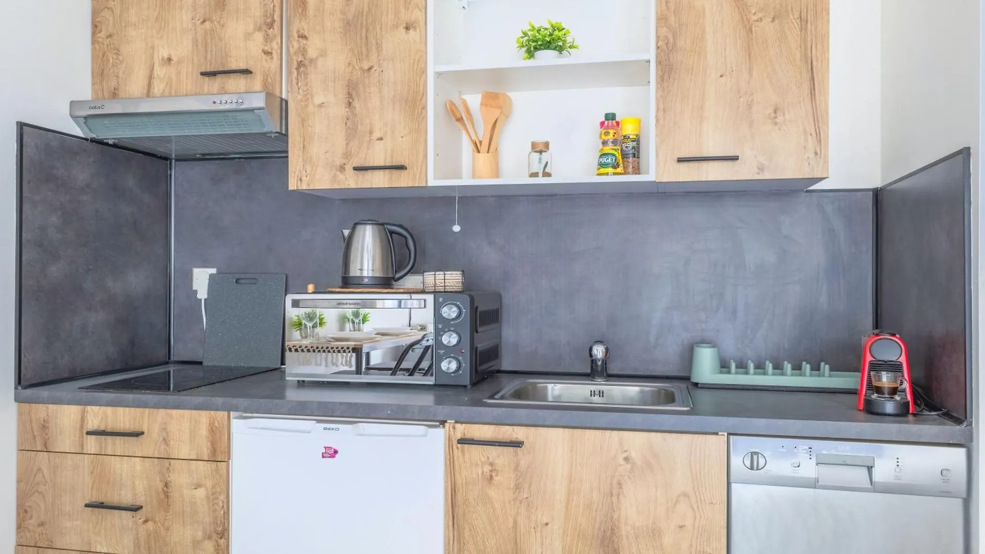 Apartamento Cosy Studio Avec Terrasse Et Parking Prive Gratuit, Ideal Pour Explorer Lyon Villeurbanne França